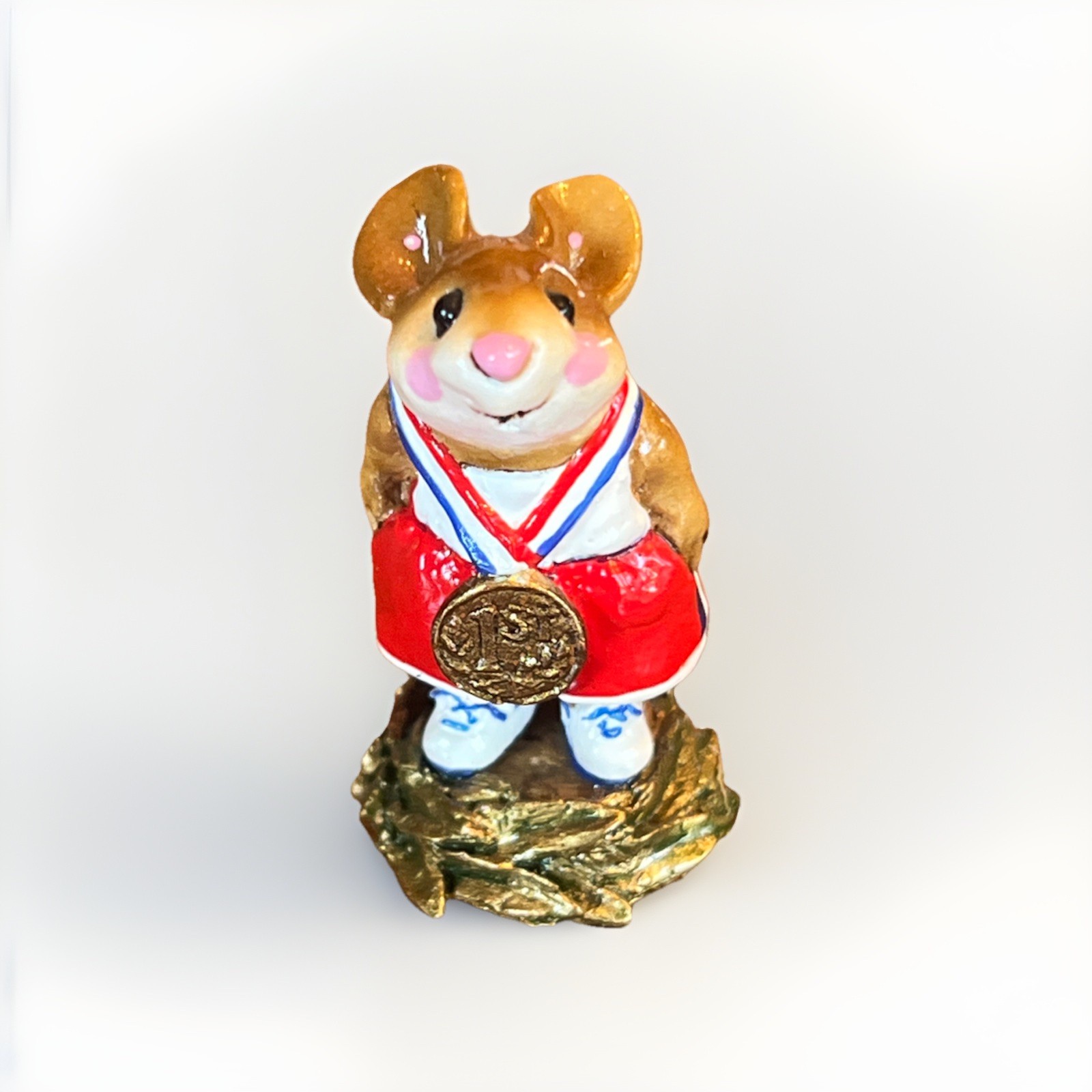 Wee Forest Folk MS-18 “Victor!” 1996 WFF Red Shorts w/ Gold Medal Retired