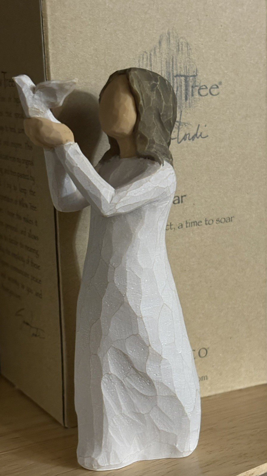 Willow Tree Figurine – Soar 27173 By Susan Lordi New In Box
