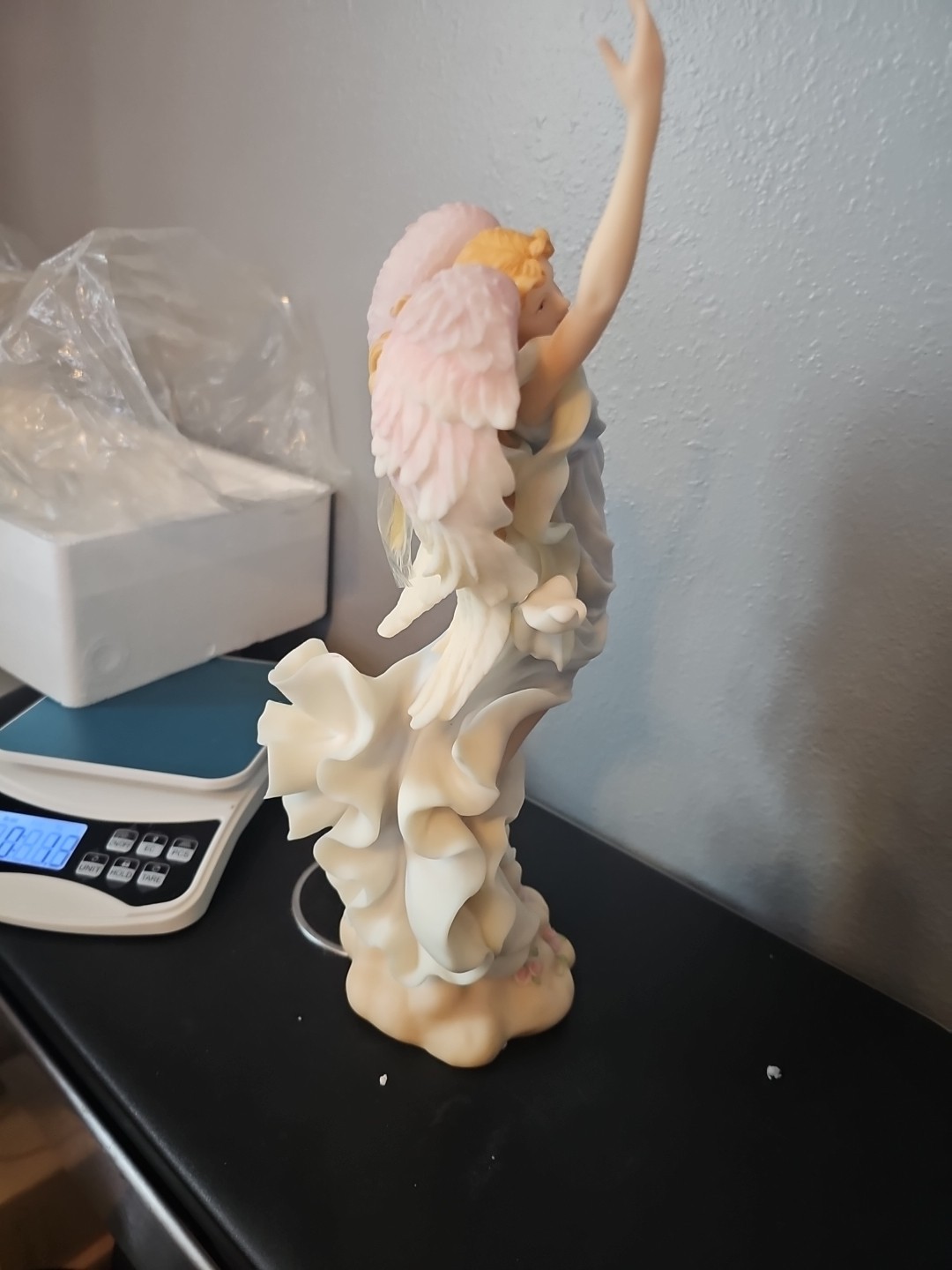 Seraphim Classics 2001 Nicole #81878 Endless Possibilities 14-3/4″ Tall w/ Box