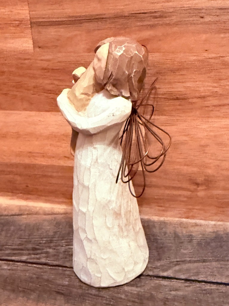 Willow Tree Angel of Friendship & Angel of Freedom Figurine Bundle – Lot of 2