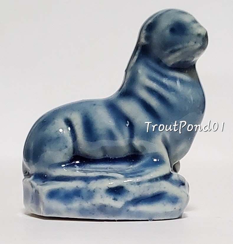 Wade Whimsies Seal Porcelain Figurine Variations Canadian 1967 TS Sealife US RRT