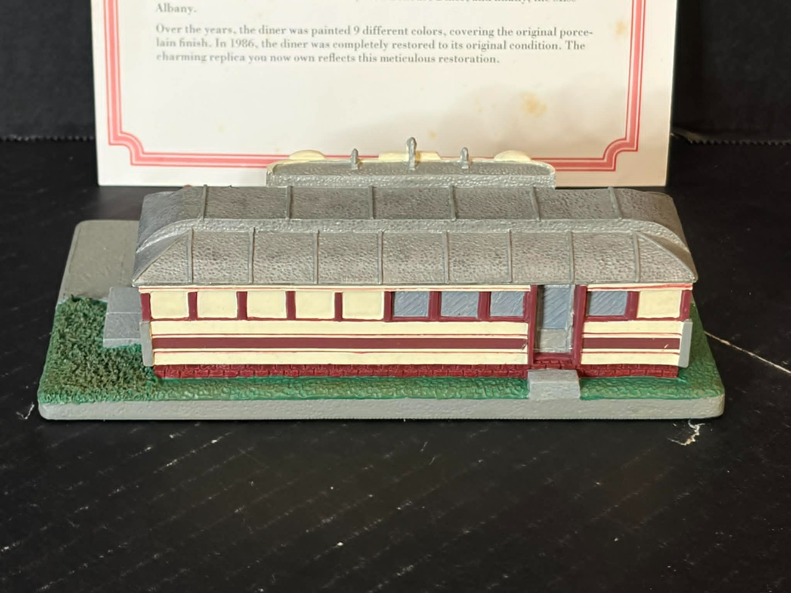 DANBURY MINT CLASSIC AMERICAN DINERS MISS ALBANY DINER NEW YORK NY STATUE