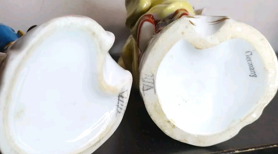 Early 29thc Chelsea Samson Couple Birdcage Bird Hunter German Porcelain Figures