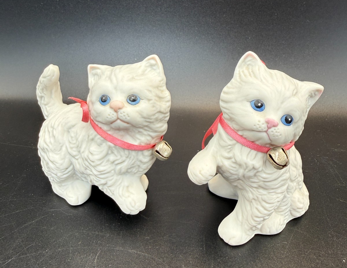 White Cat Kittens Set 1980s Porcelain Figurines Home Interior HOMCO 1413 Vintage