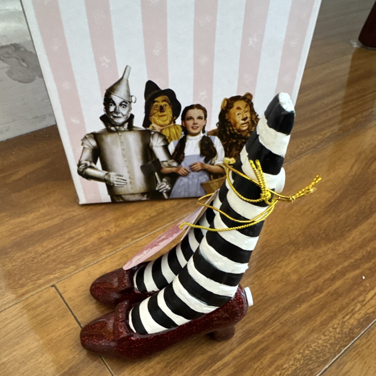 Wizard of Oz Doorstop Wicked Witch of the East Legs Red Slippers #1842 Westland