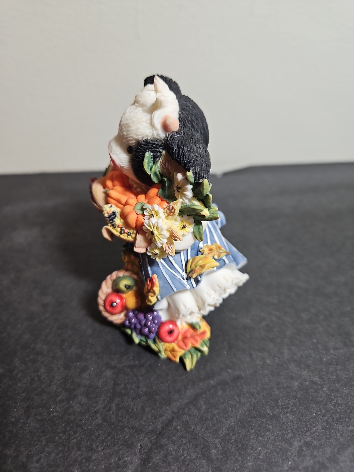 Mary’s Moo Moos 1999 A Harvest Of Friendship National Event Cow Figure 610925