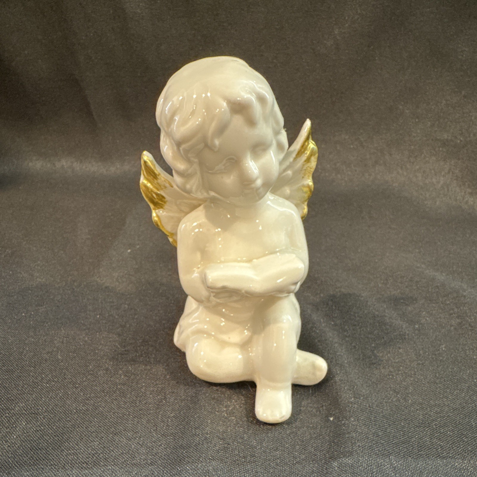 Set of 4 White & Gold Ceramic Cherub Angel Figurines Glossy 3D Effect