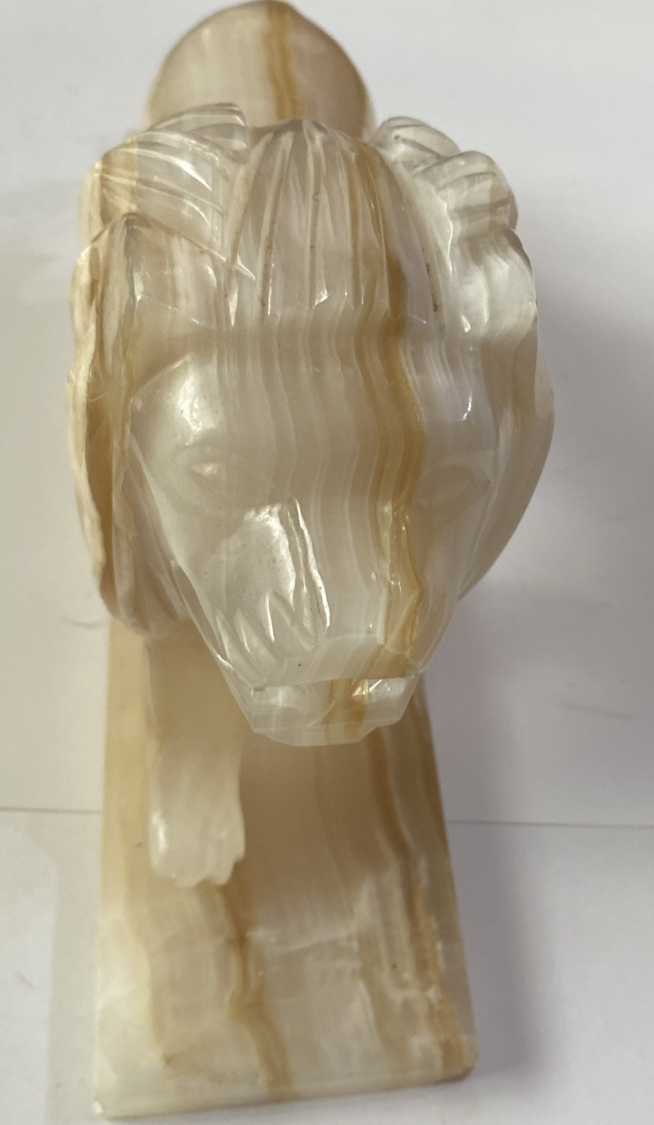 Large Marble Onyx Lion Statue Figure Sculpture Hand Carved Impressive 13 Pounds