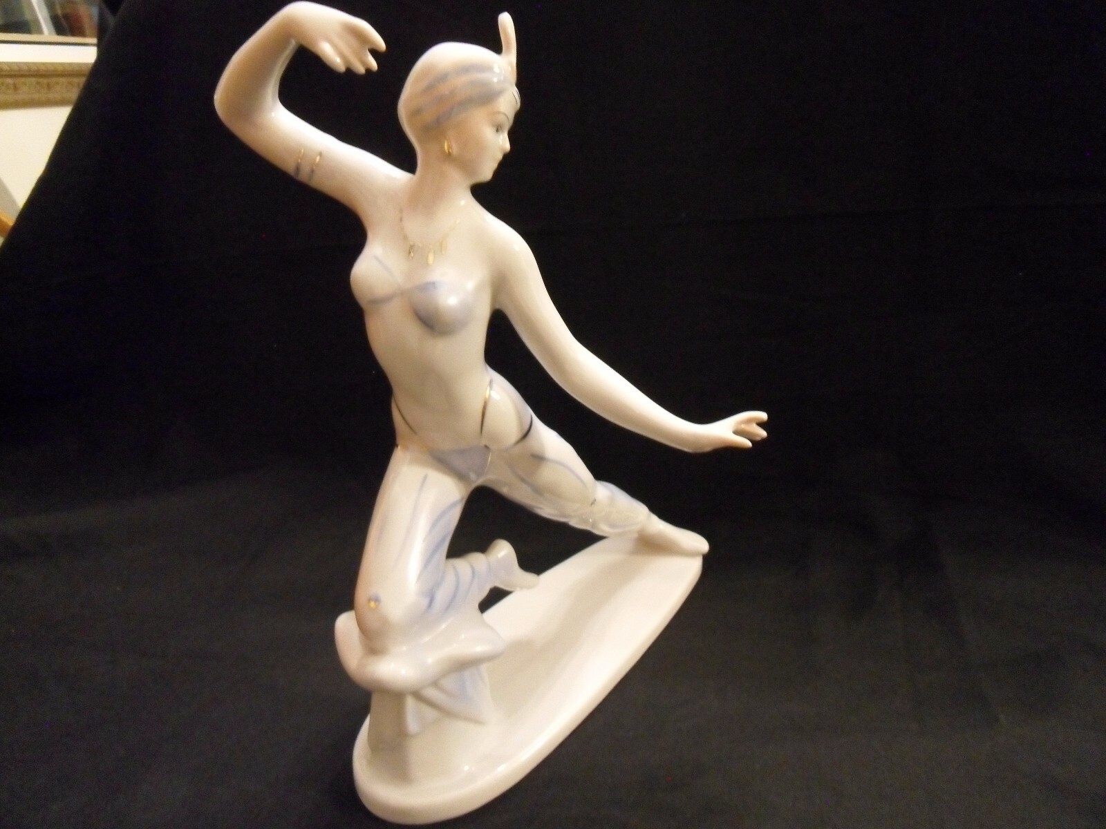 RARE ART DECO PORCELAIN STATUE FIGURE OF EROTIC DENCER, HOLLOHAZA MARK HUNGARIAN