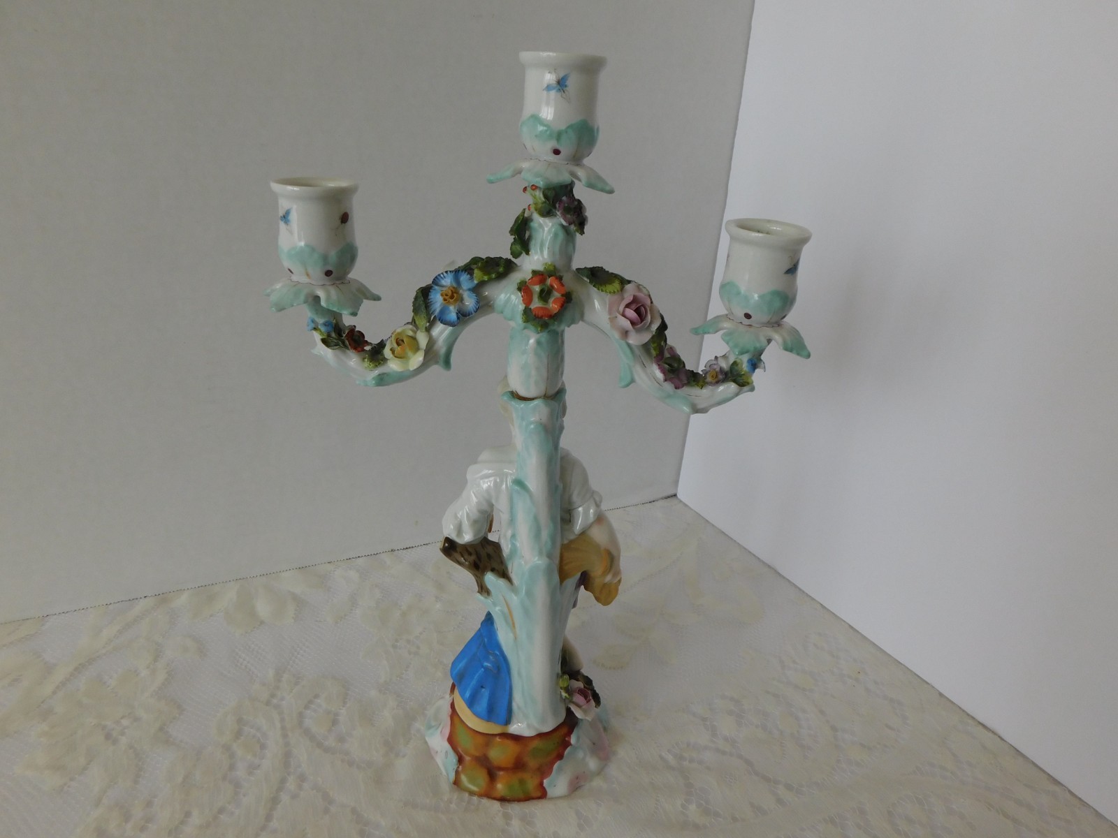 ANTIQUE HELENA WOLFSOHN DRESDEN FIGURAL CANDELABRA / CANDLESTICKS – GERMANY