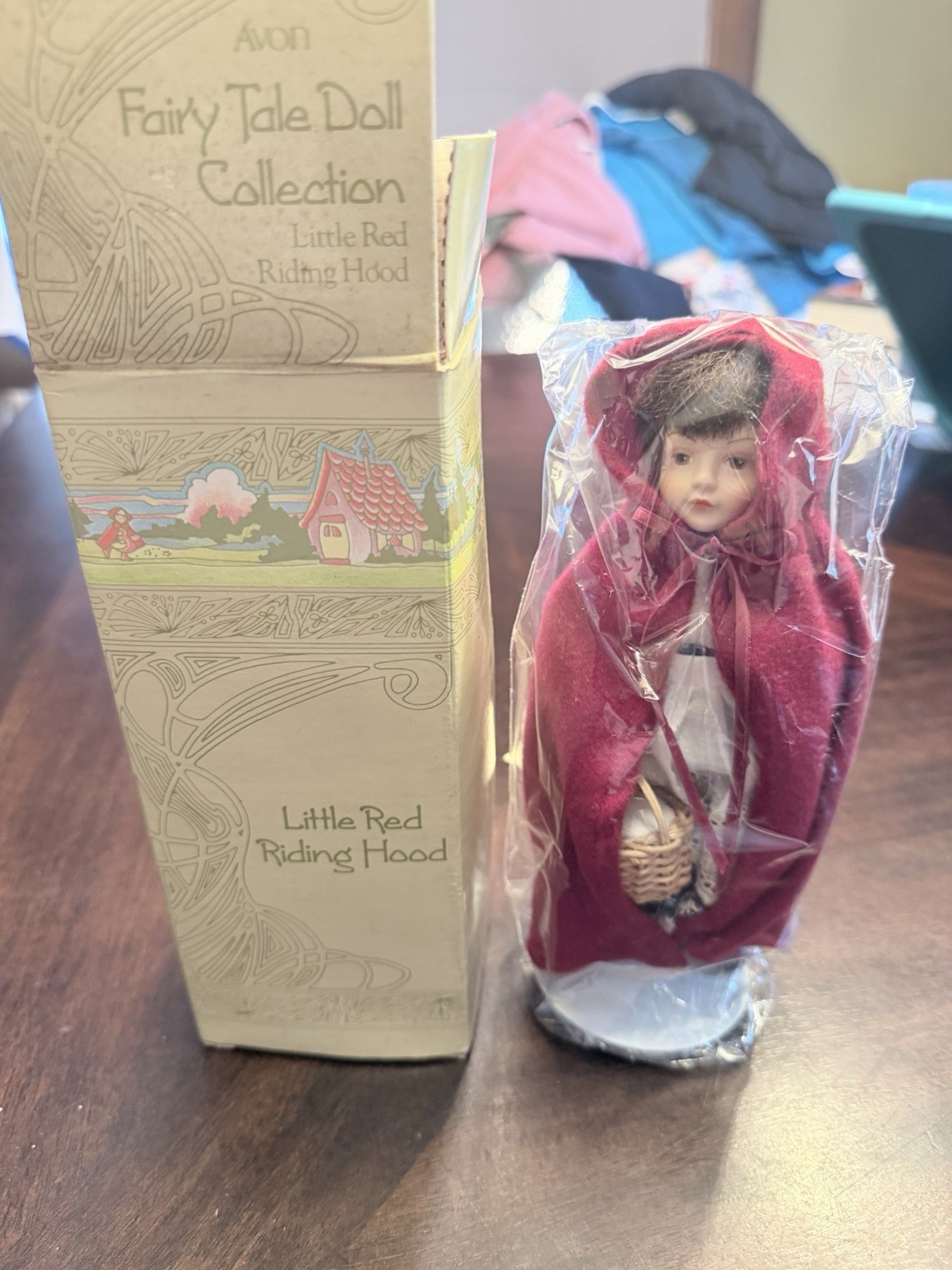 Vintage Avon Porcelain Fairy Tail Little Red Riding Hood NIB 1985