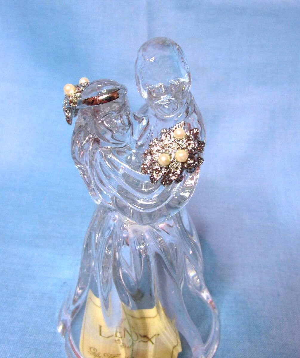 Lenox Crystal Bride & Groom Wedding Bell/Cake Topper w/Pearl Accents Germany