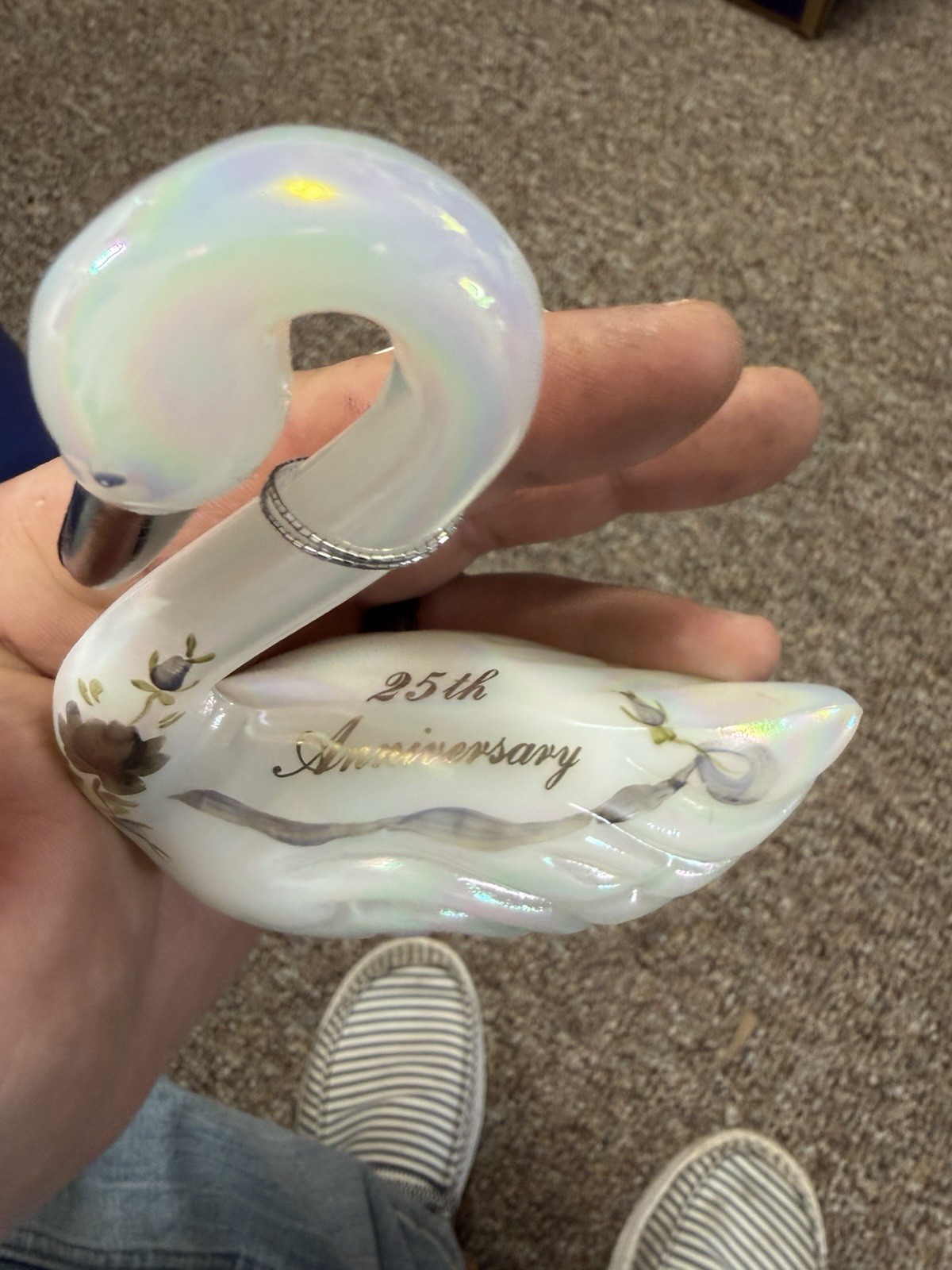 Fenton Glass 25th Anniversary Swan Opalescent 4.25″