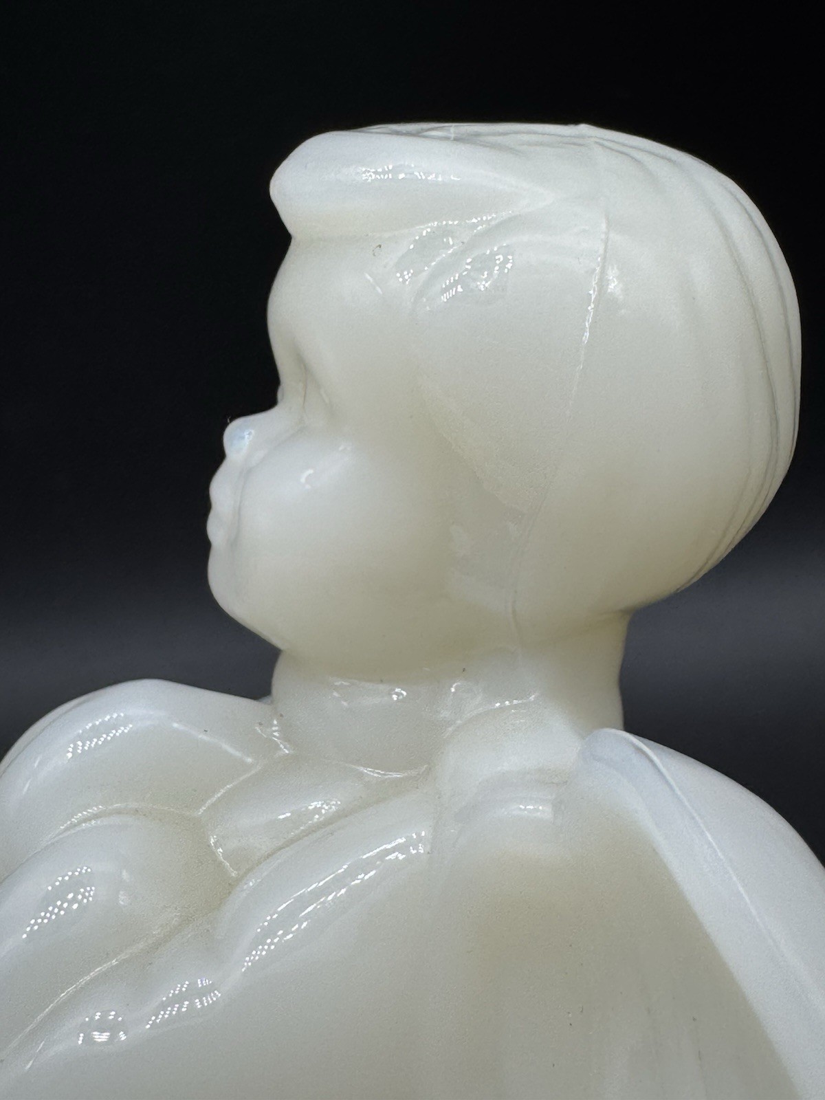 Fenton Glass Glossy White Opalescent Boy Praying Angel 6″ Figurine No Chips Etc