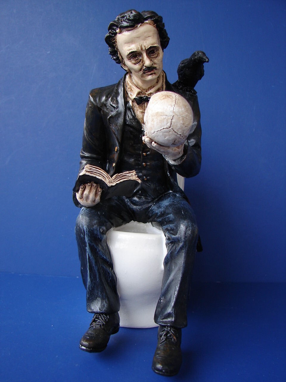 Edgar Allan Poe Resin Figurine On Toilet with Raven Skull & Book Super Cool Item
