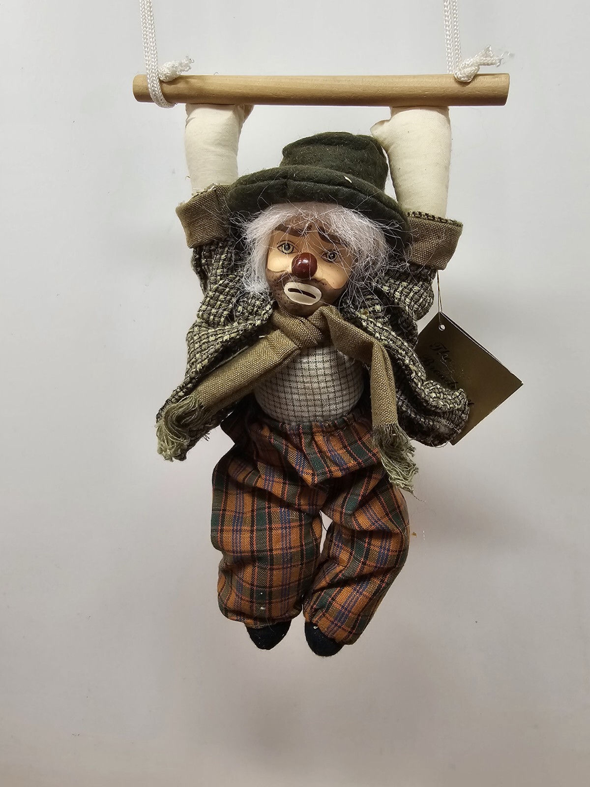 The Broadway Collection Hobo Porcelain W/Pole and String Unsure of Purpose