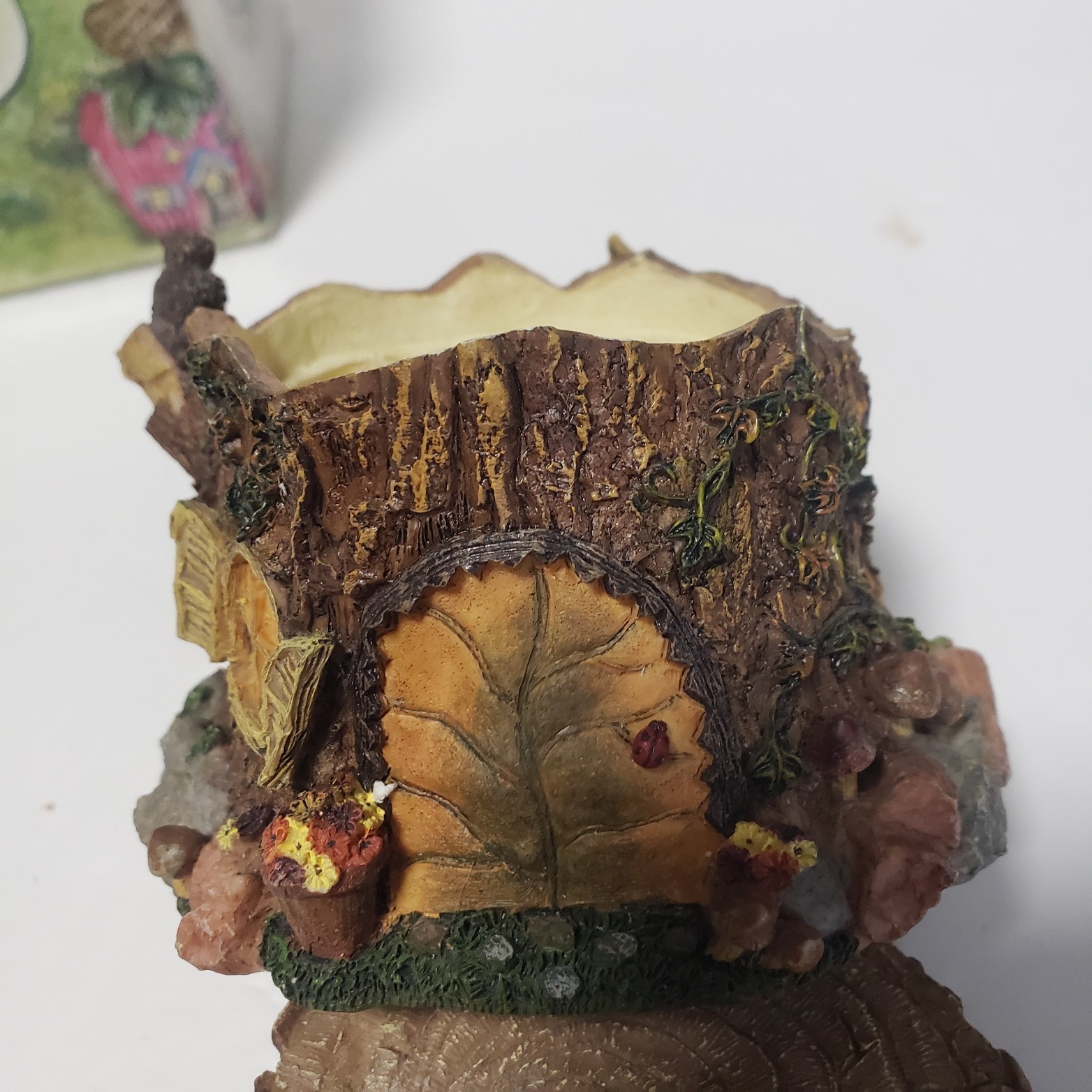 The Boyds Collection Route 33 1/3 Autumn’s Hollow Hideaway #19914 Halloween Fall
