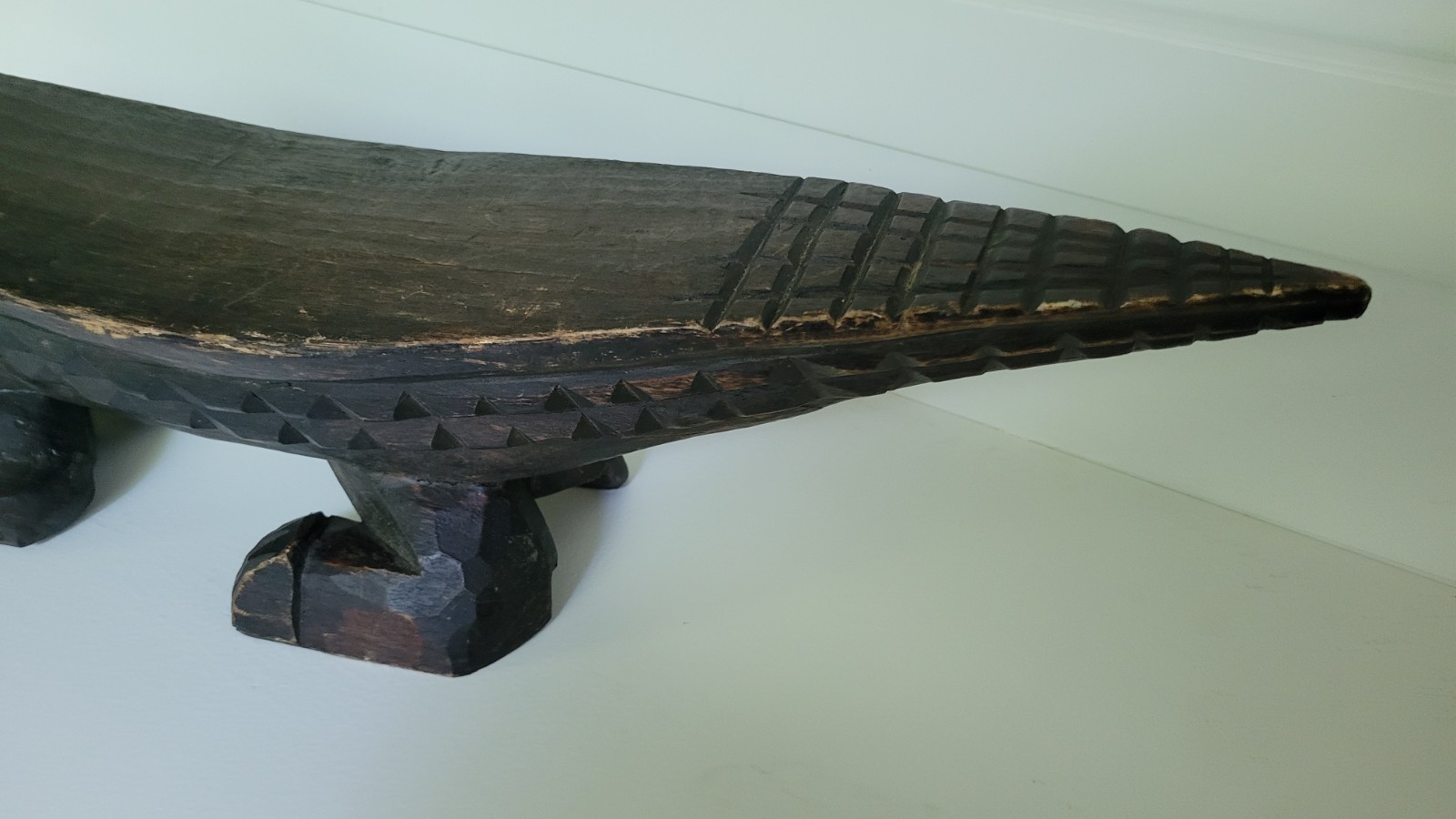 Antique Folk Art Ethnic Hand Carved Large Wood Alligator 31″ Long
