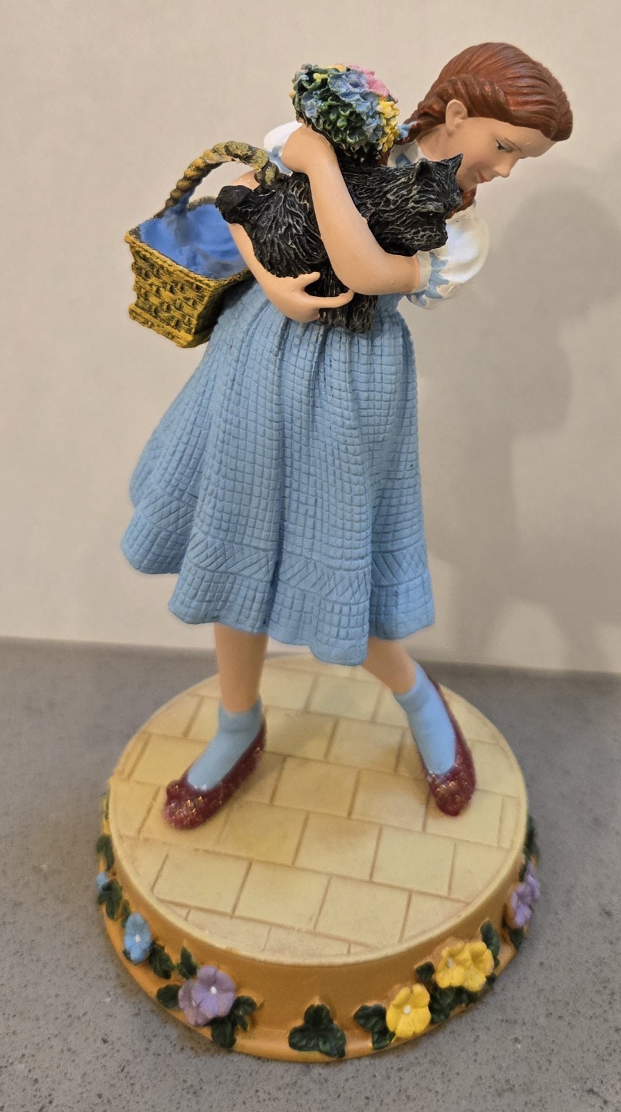 Wizard of Oz Dorothy Tin Man Scarecrow figures Enesco Turner Entertainment 1999