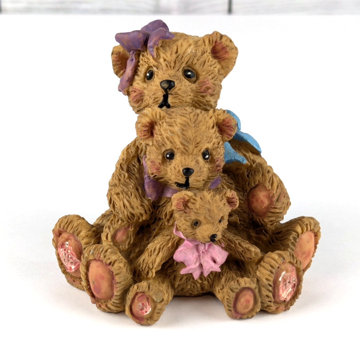 Teddy Bear Resin Figurine Sitting Mama with 2 Children Bows Mothers Day