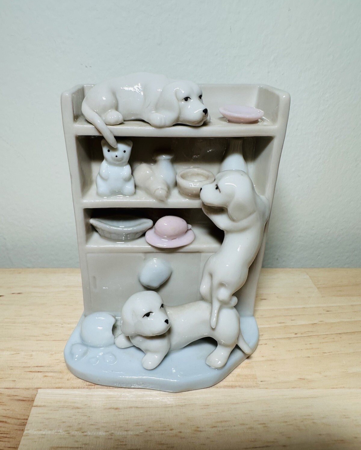 Summit Collection Porcelain 4″H Figurine Puppies Dog Playing Pantry Shelf Taiwan