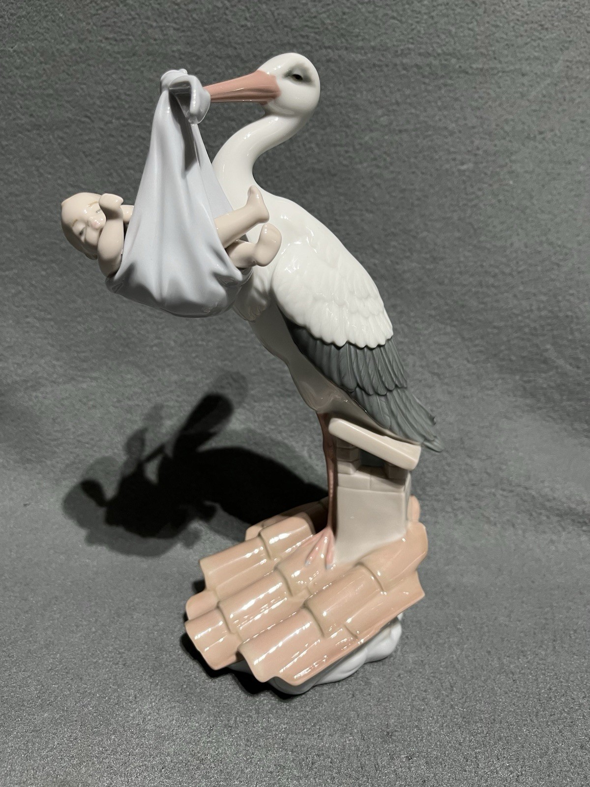 Lladro Figurine “Special Gift” Stork Baby Boy Blue #6228 Retired BROKEN LEG