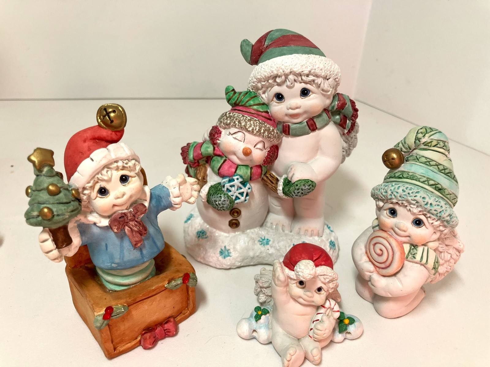 Dreamsicles- Lot of 13 -Collectible Angel 1990’s-2000’s Figurines Some Signed
