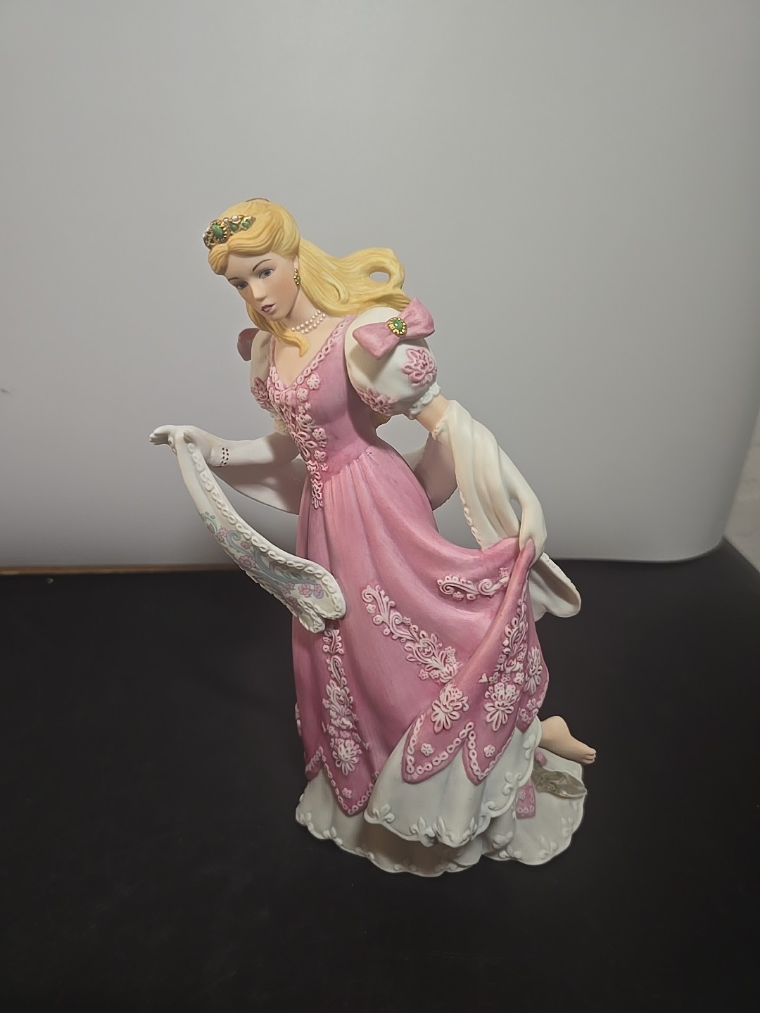 Lenox Princess Cinderella 1988 The Legendary Princess Fine Porcelain Figure