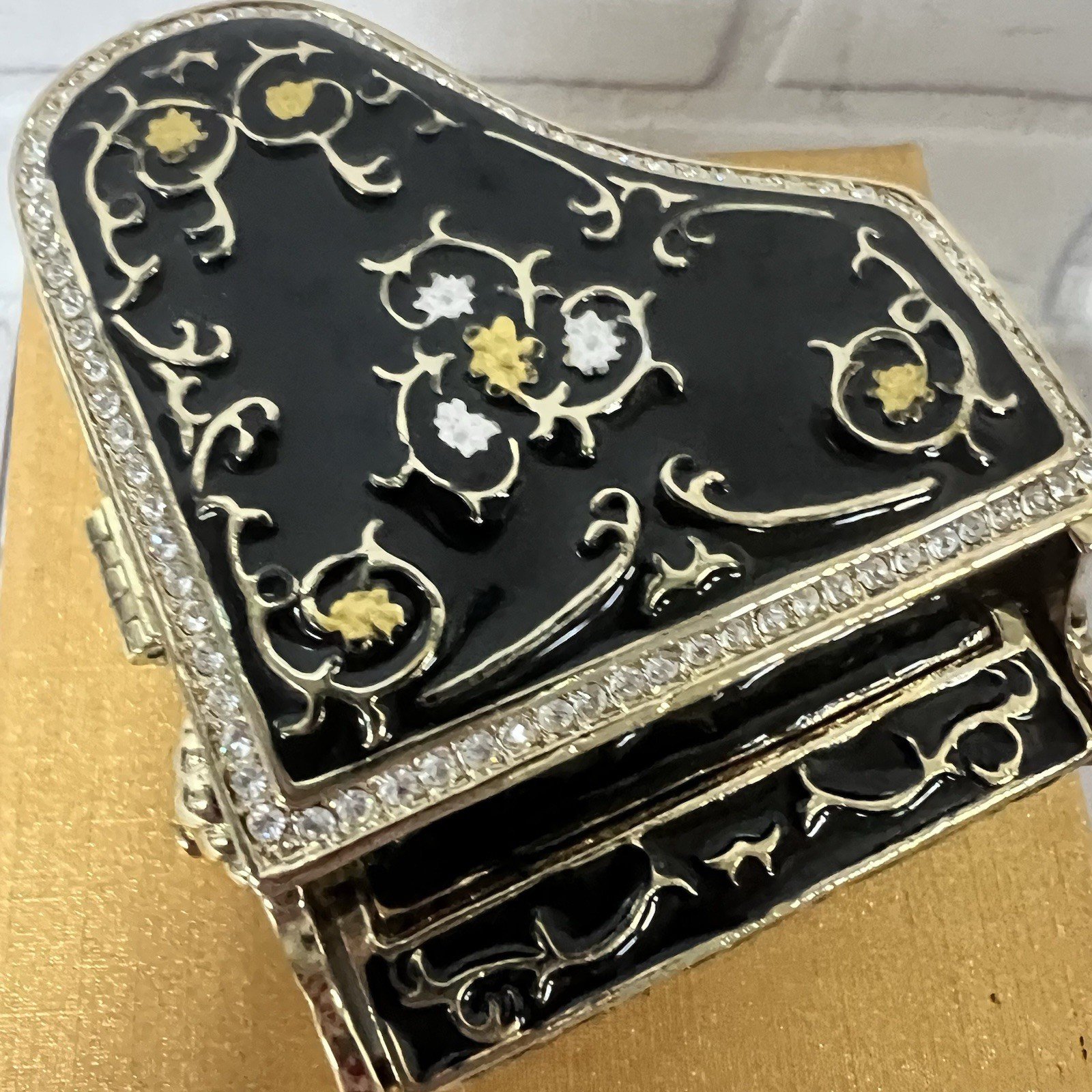 Department 56 Bejeweled Collection VINTAGE PIANO Trinket BOX Enamel Miniature