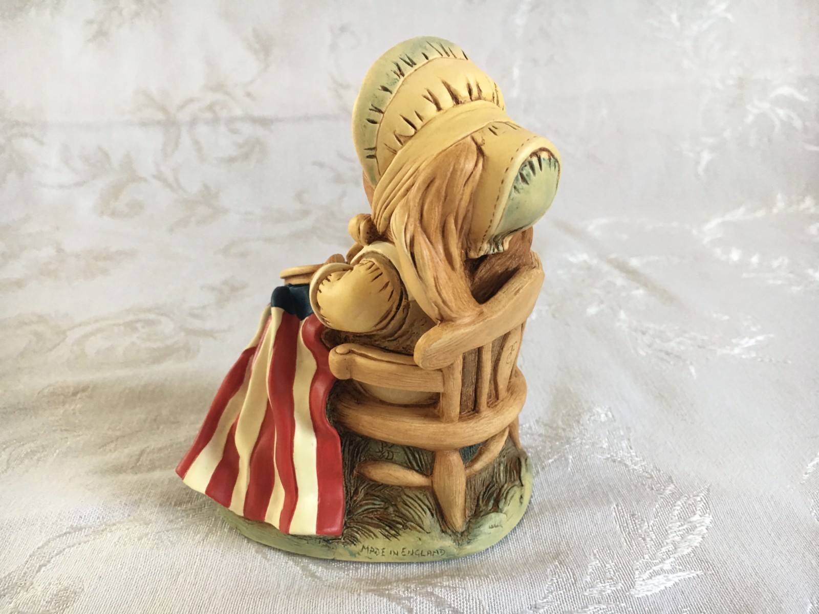 Pendelfin American Flagmaker USA Betsy Ross Figurine Made In England