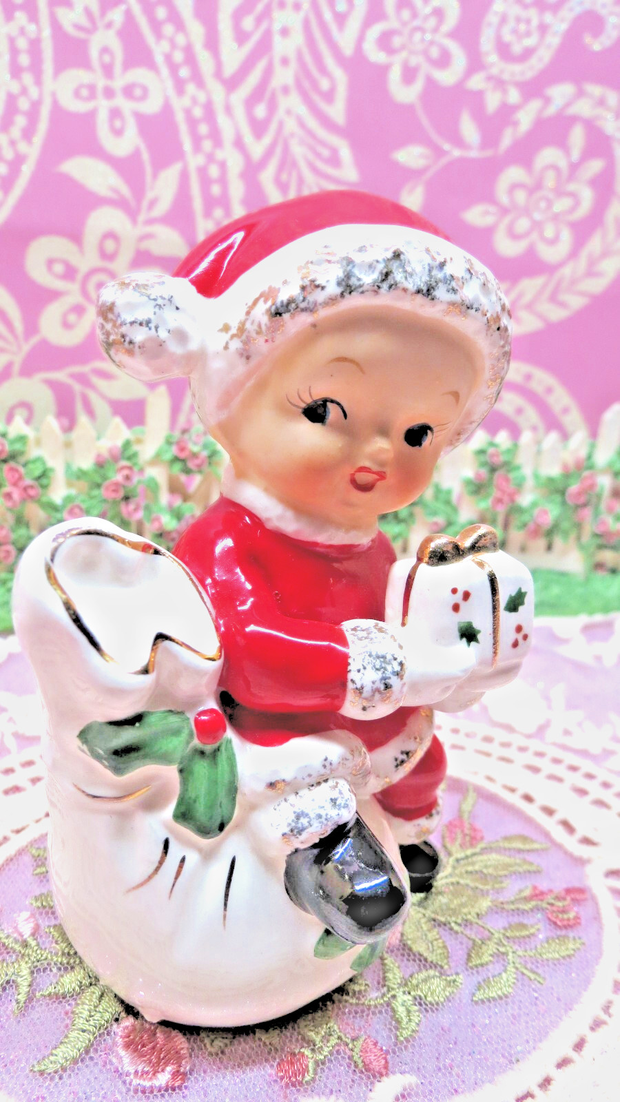 Vtg UCAGCO Christmas SANTA’S Pixie Elf Helper With Gift Holly Berry Toy Sack
