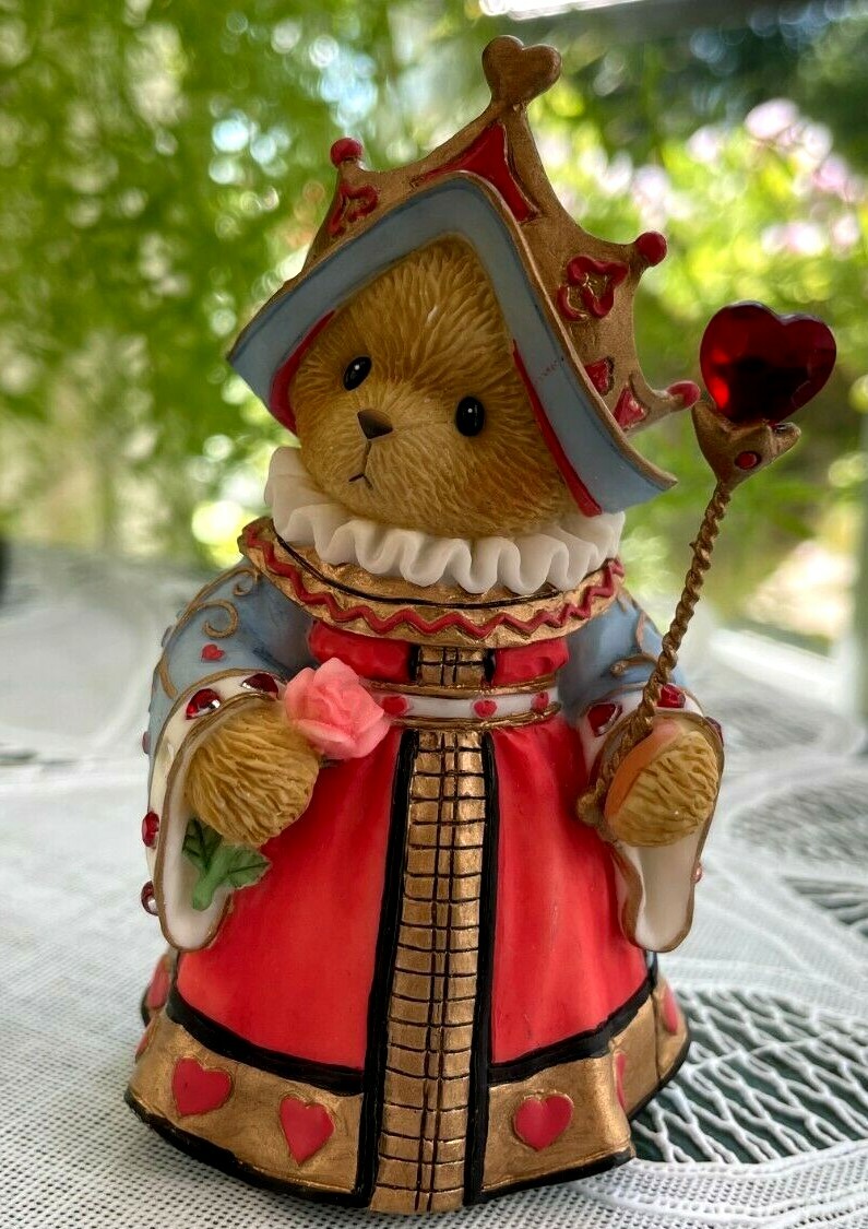 CHERISHED TEDDIES – QUEEN OF HEARTS – QUEEN OF YOUR HEART – W/STAFF