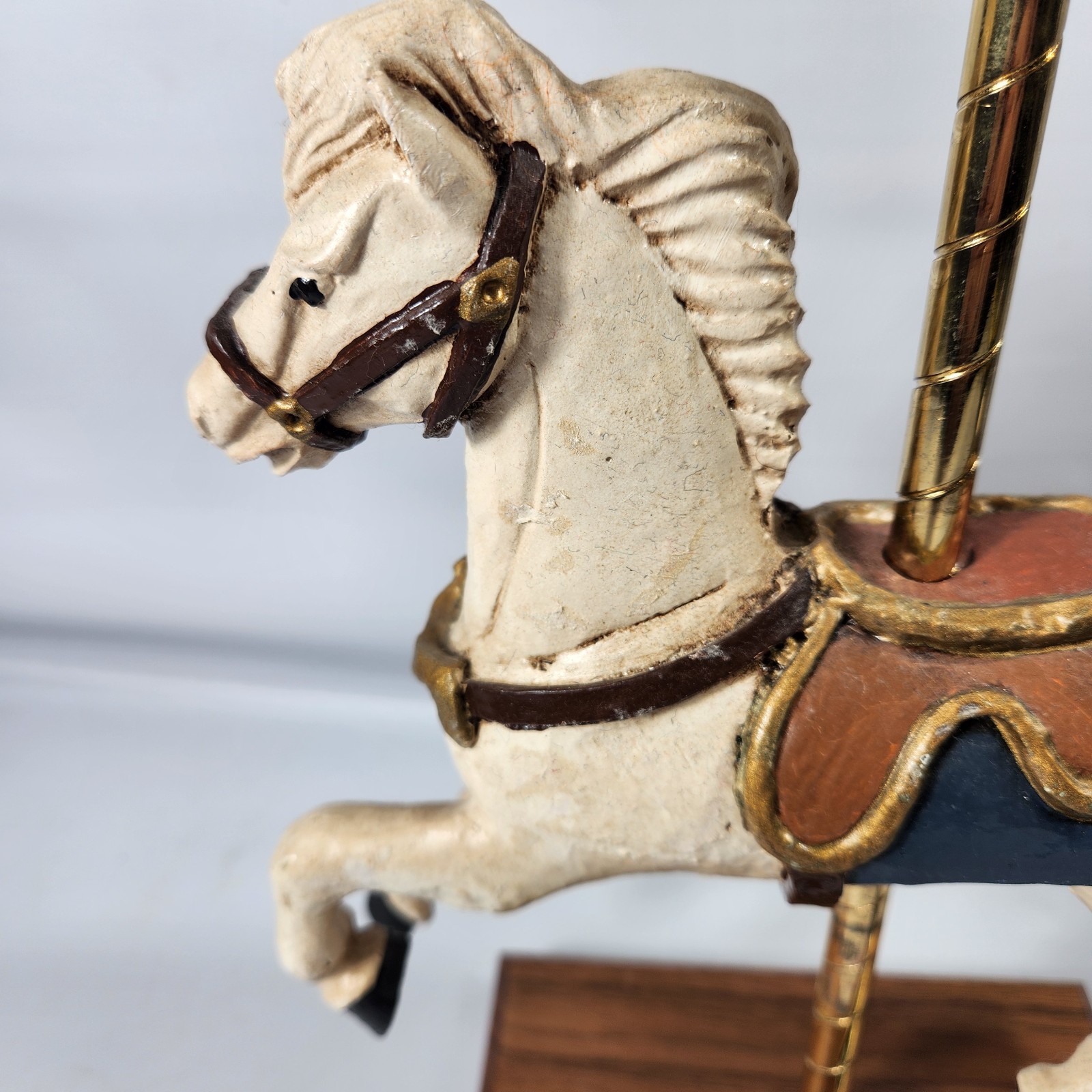 VINTAGE PJ’S CAROUSEL COLLECTION WHITE HORSE ILLION REPLICA OF EARLY