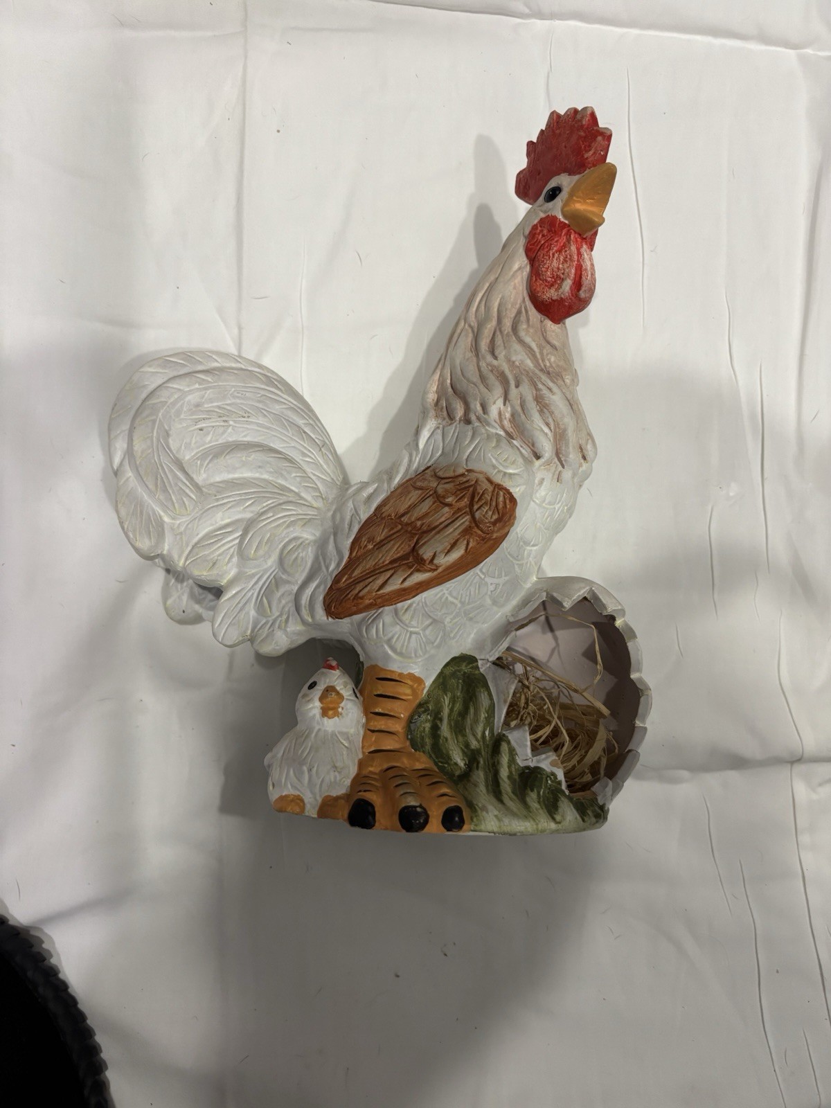 Ceramic Rooster Figurine White Brown Red Green Kitchen Animal Decor