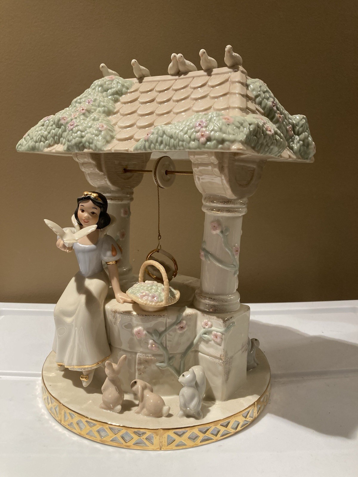 Lenox Disney Snow White Some Day My Prince Will Come Wishing Well Ltd Ed Mint