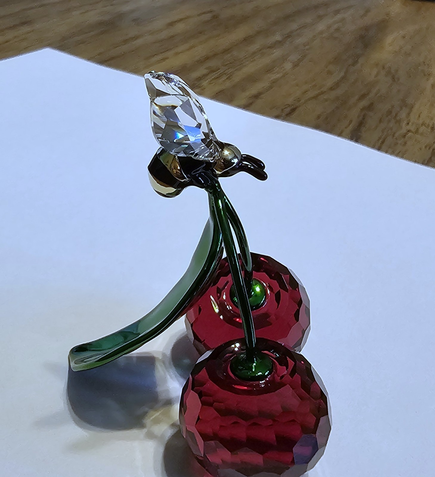🐝🍒Swarovski 2024 L.E. Idyllia Bumble Bee on Cherries Figurine, Green Metal NIB