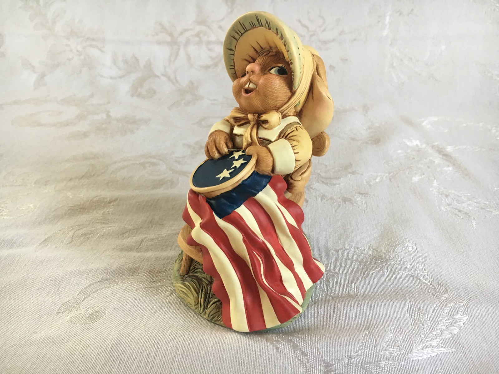 Pendelfin American Flagmaker USA Betsy Ross Figurine Made In England