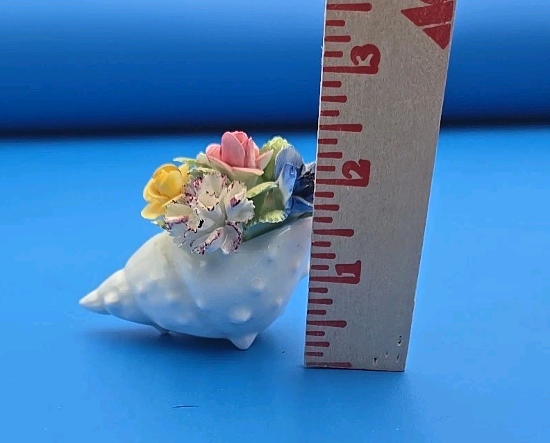 Royal Adderley Floral Flower Arrangement England Seashell Shell 2.5″ X 3.5″