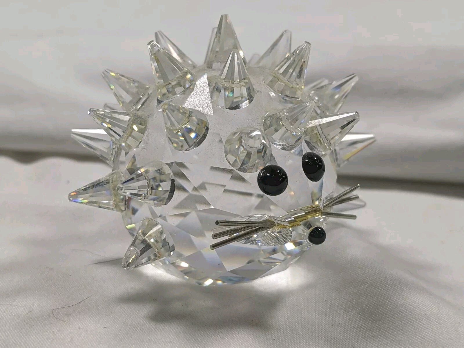 2017 Swarovski Crystal Hedgehog Figurine Metal Whiskers “In A Summer Meadow” 2”
