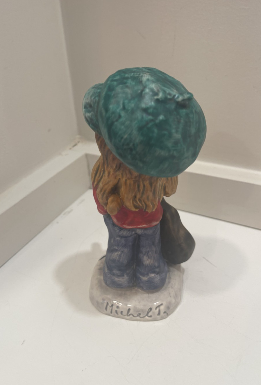 Goebel 1977 Children of Paris Figurine by Michel T Guitar #11025-14 Girl Guitar