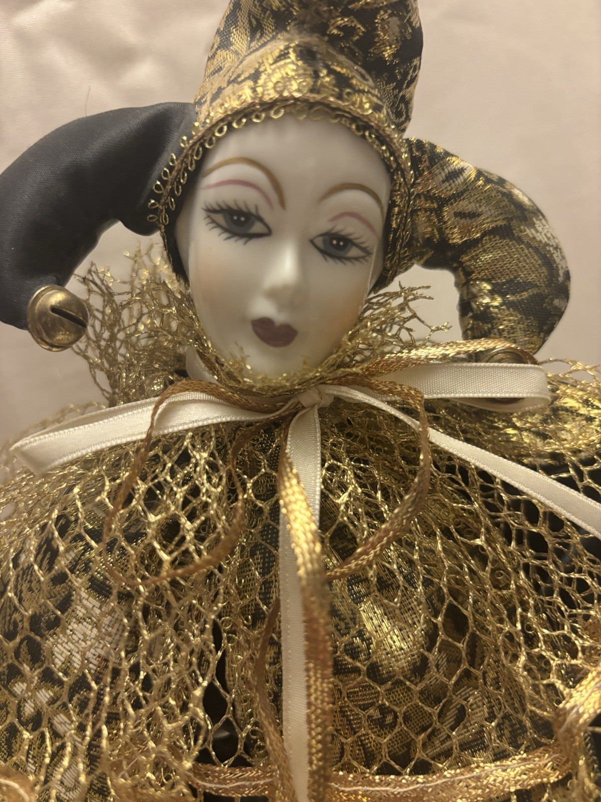 VTG HARLEQUIN CLOWN ART DECO BLACK&GOLD PORCELAIN DOLL