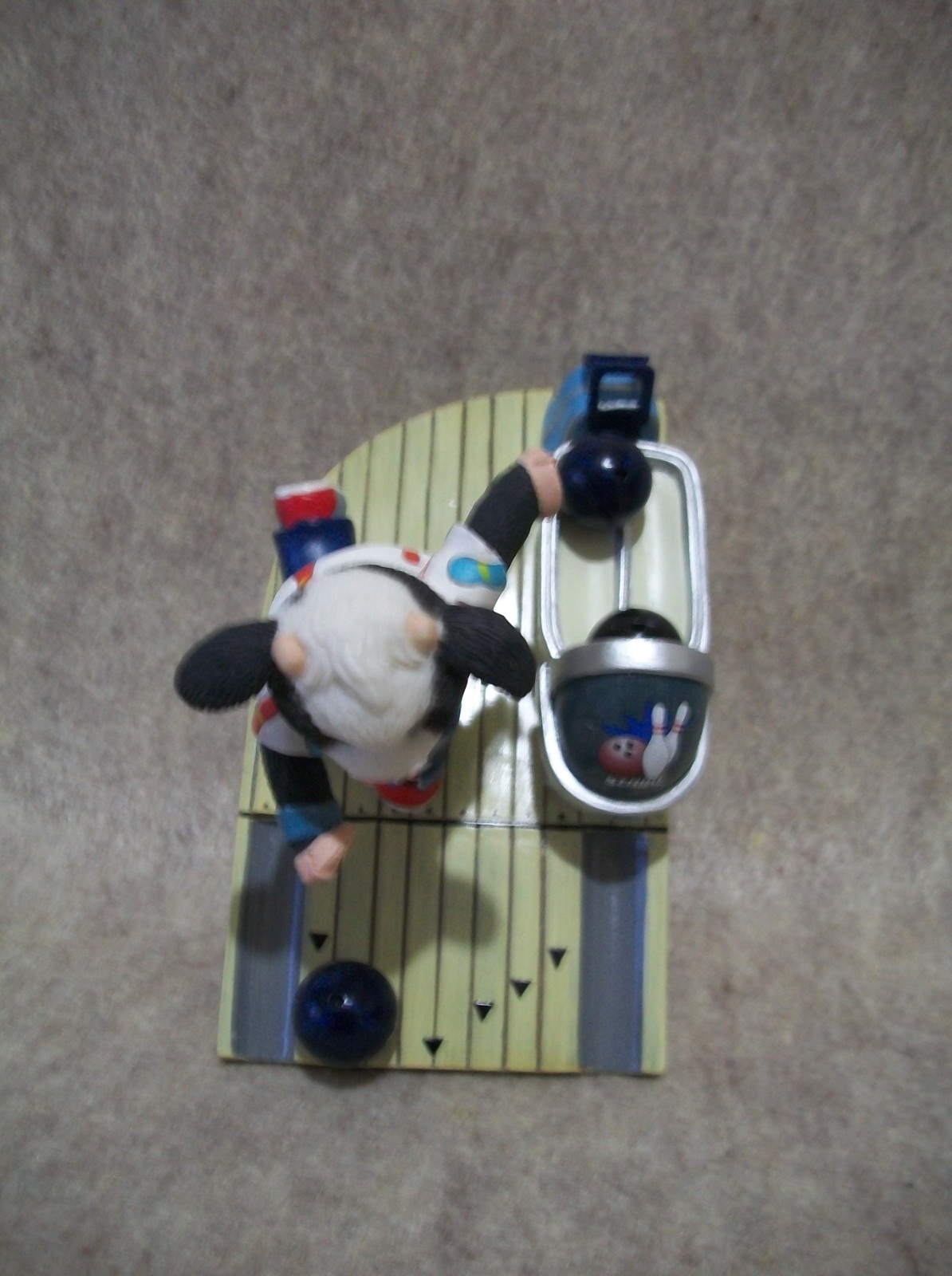 It’s All in the Delivery – Bowling – Mary Moo Moo Cow Figurine
