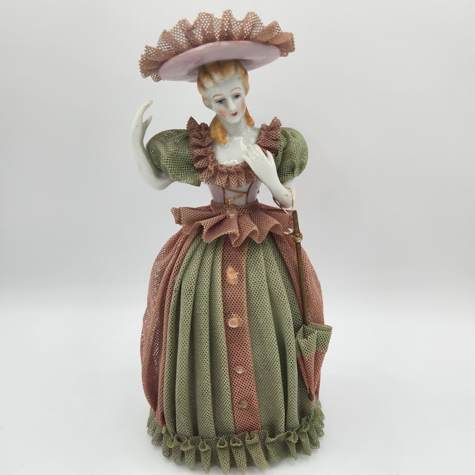 DRESDEN STYLE LADY With Hat & Parasol Umbrella Japan Starched Lace Victorian