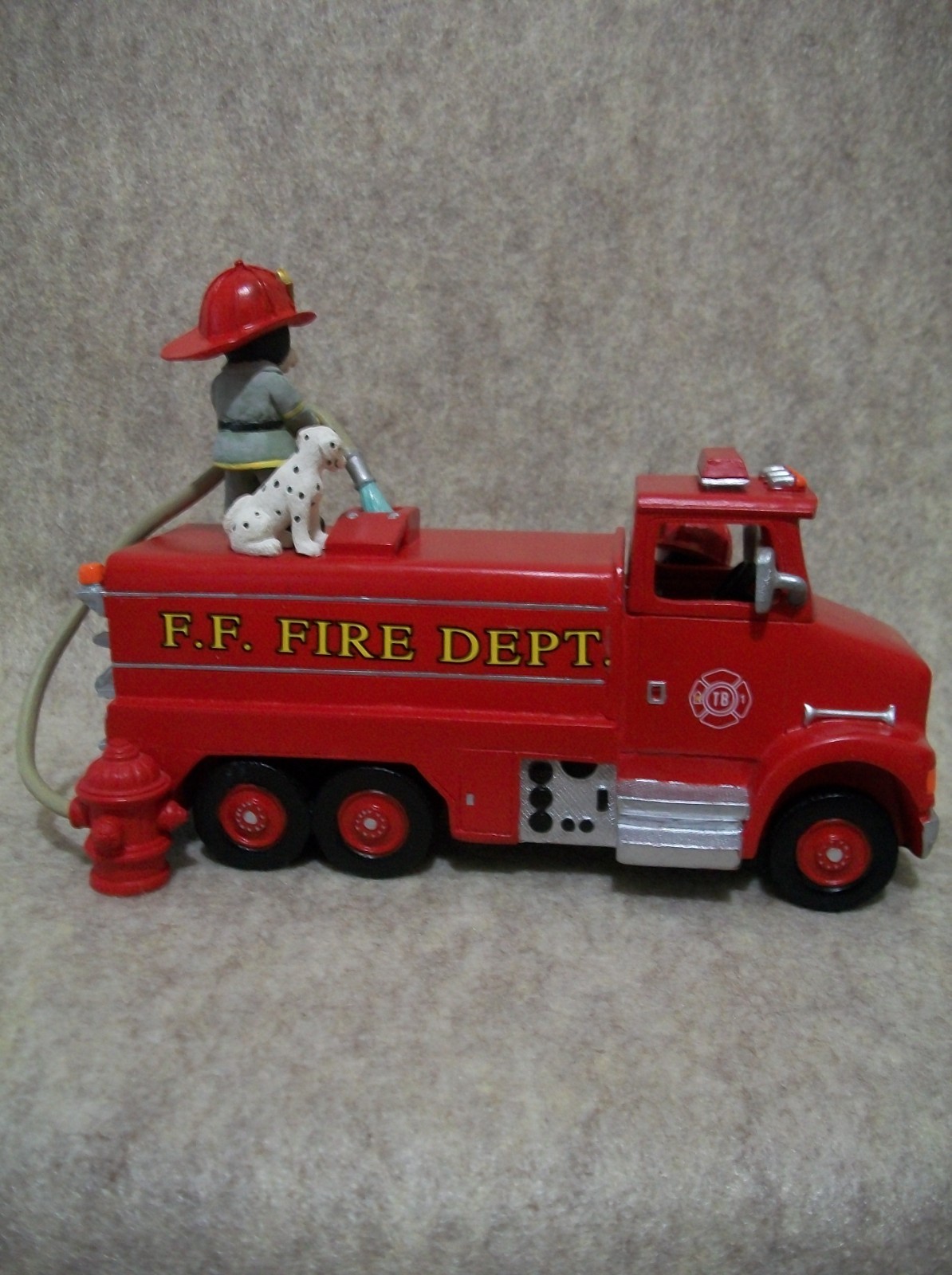 Tanker Teamwork – Call of Duty Fire Truck – Mary Moo Moo Cow Figurine