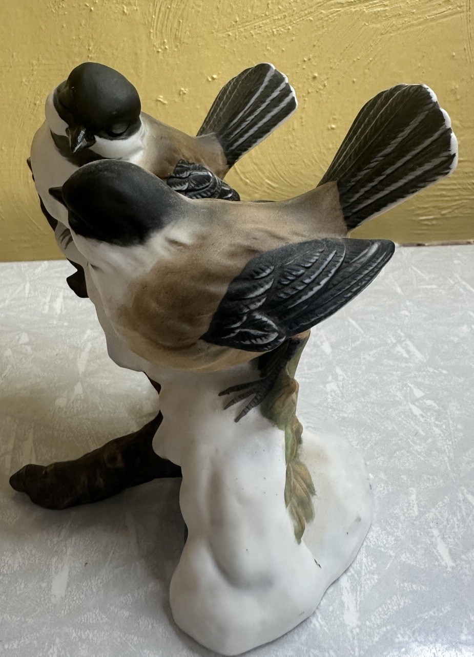 HOMCO 1991 Masterpiece Porcelain “Chickadees” Figurine-Birds on Snowy Branch