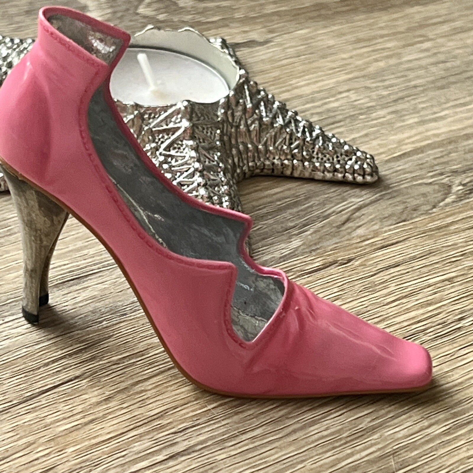 Just The Right Shoe By Raine Scandalous #25316, 2002 No Box