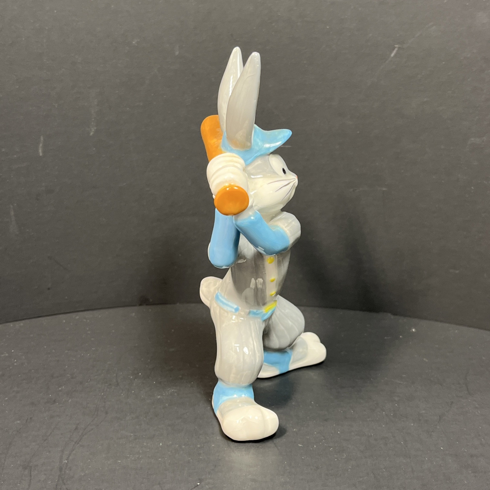1994 Bugs Bunny Ceramic Baseball Player Figurine – 5 1/2Inches Tall