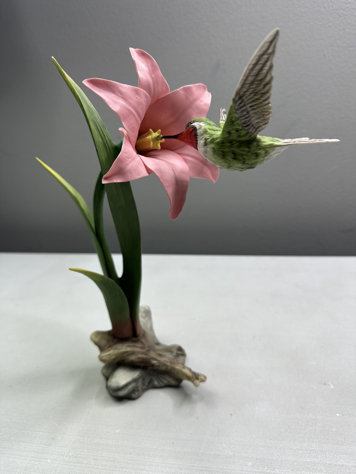 Rare! 1989 BOEHM Porcelain Ruby Throated Hummingbird Mound Lily Yucca 40350 #142