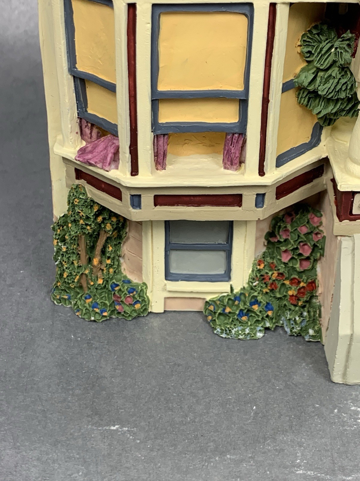 Brian Baker DejaVu Haight Ashbury #16320 Victorian House Wall Art / Figurine