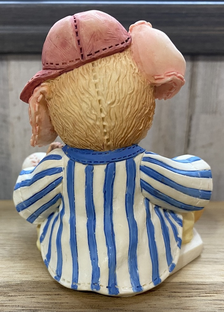 Enesco This Little Piggy “This Little Piggy Cried Whee Whee Whee” Mary Rhyner